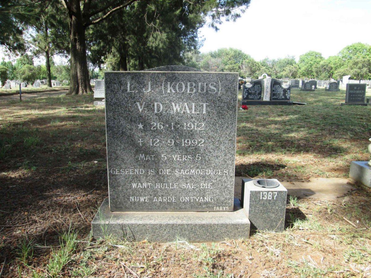 WALT L.J., v.d. 1912-1992