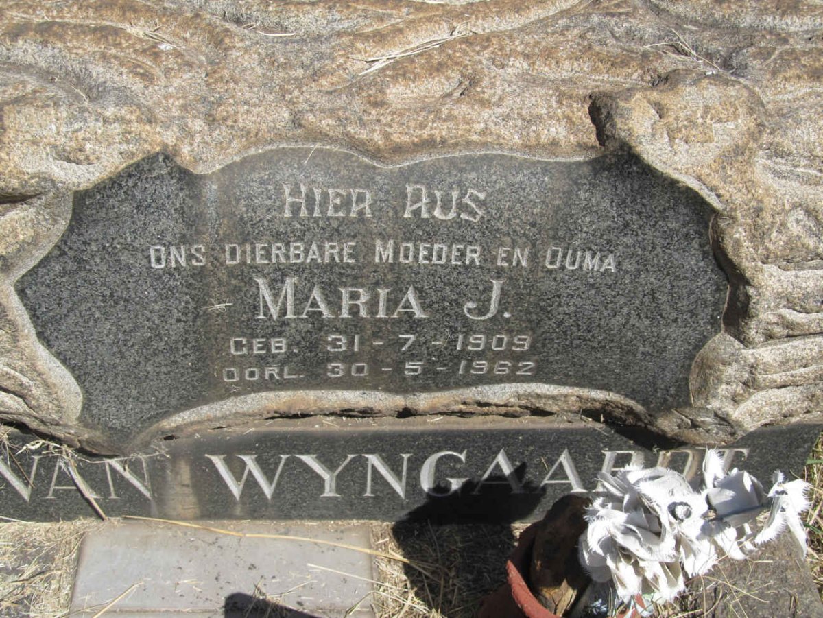 WYNGAARDT Maria J., van 1909-1962 :: STEINMANN Lucia Christina 1933-2009