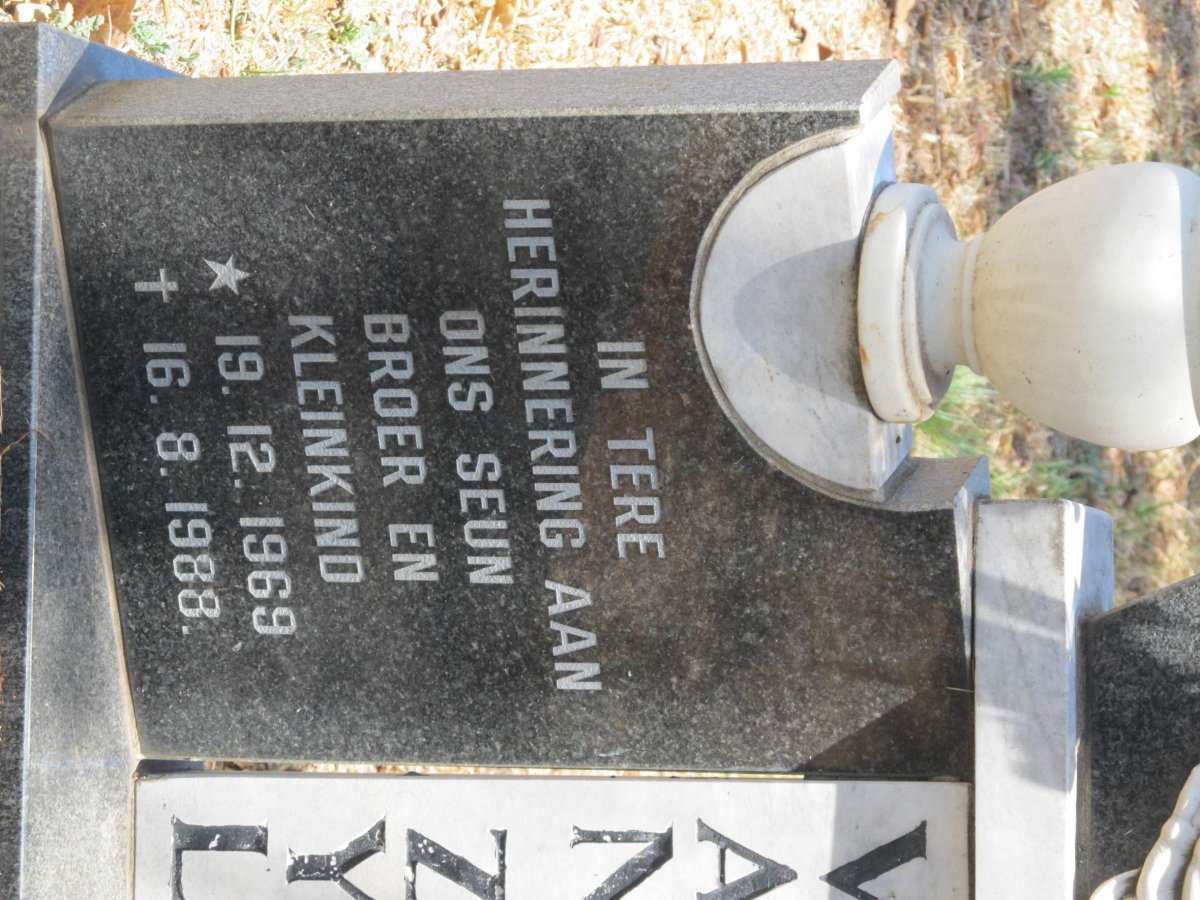 ZYL Pieter George, van 1969-1988