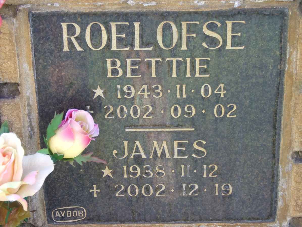 ROELOFSE James 1938-2002 &amp; Bettie 1943-2002