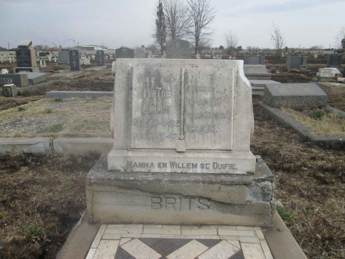 BRITS Miemie Louw 1932-1942