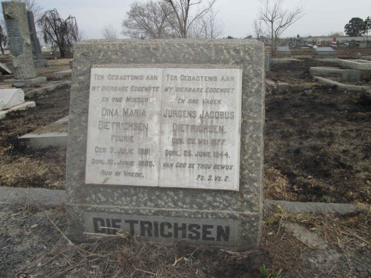 DIETRICHSEN Jurgens Jacobus 1877-1944 &amp; Dina Maria FOURIE 1881-1955
