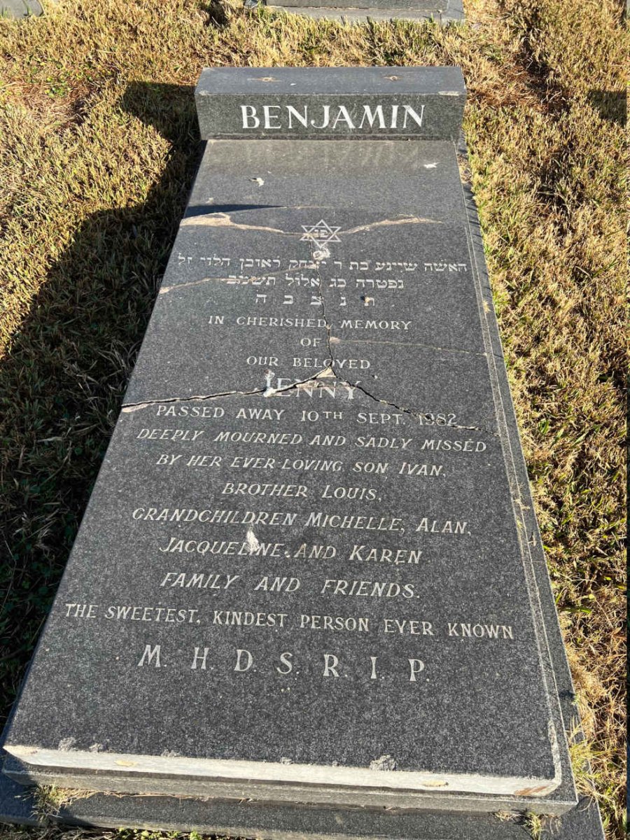 BENJAMIN Jenny -1982