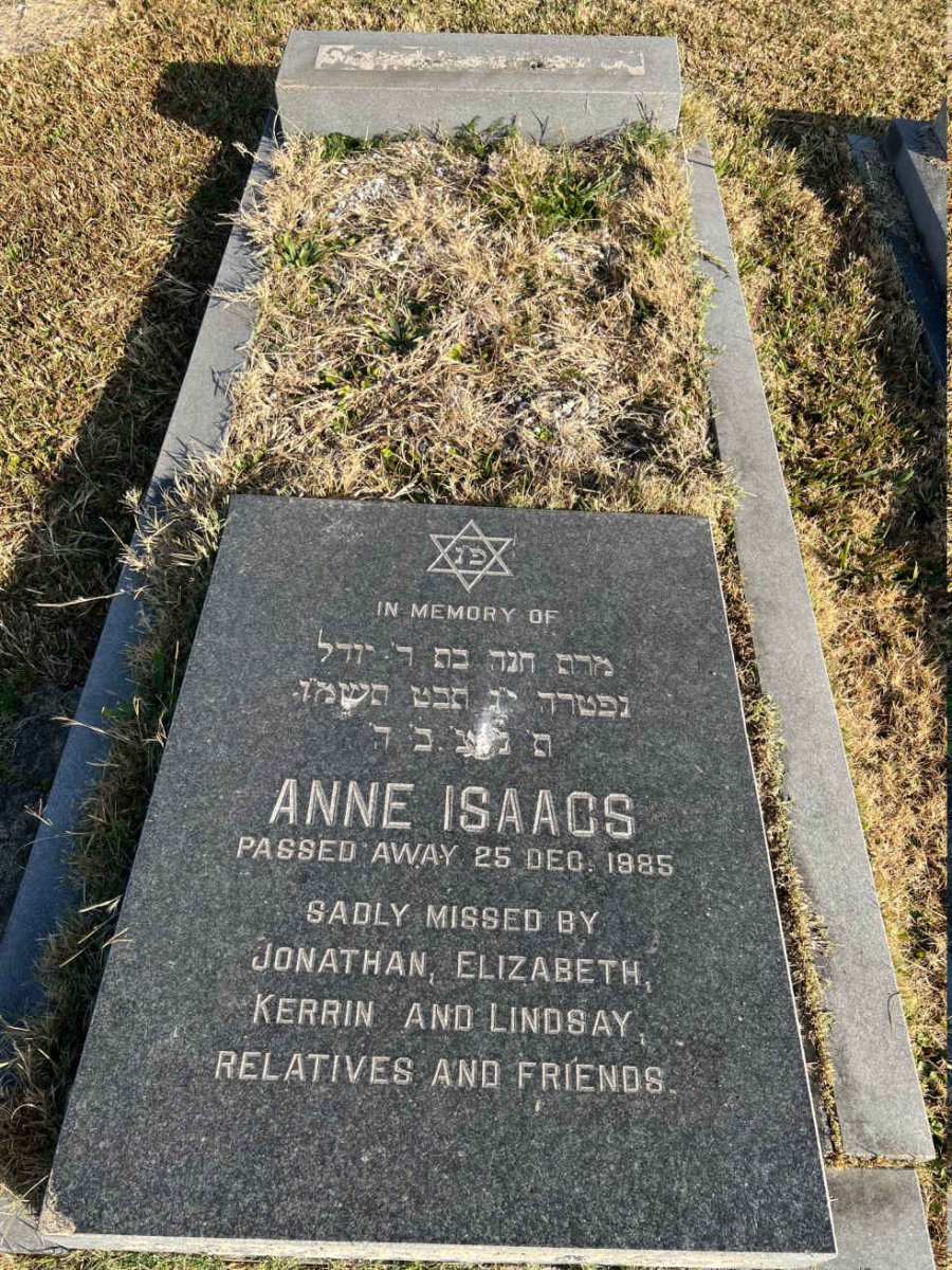 ISAACS Anne -1985