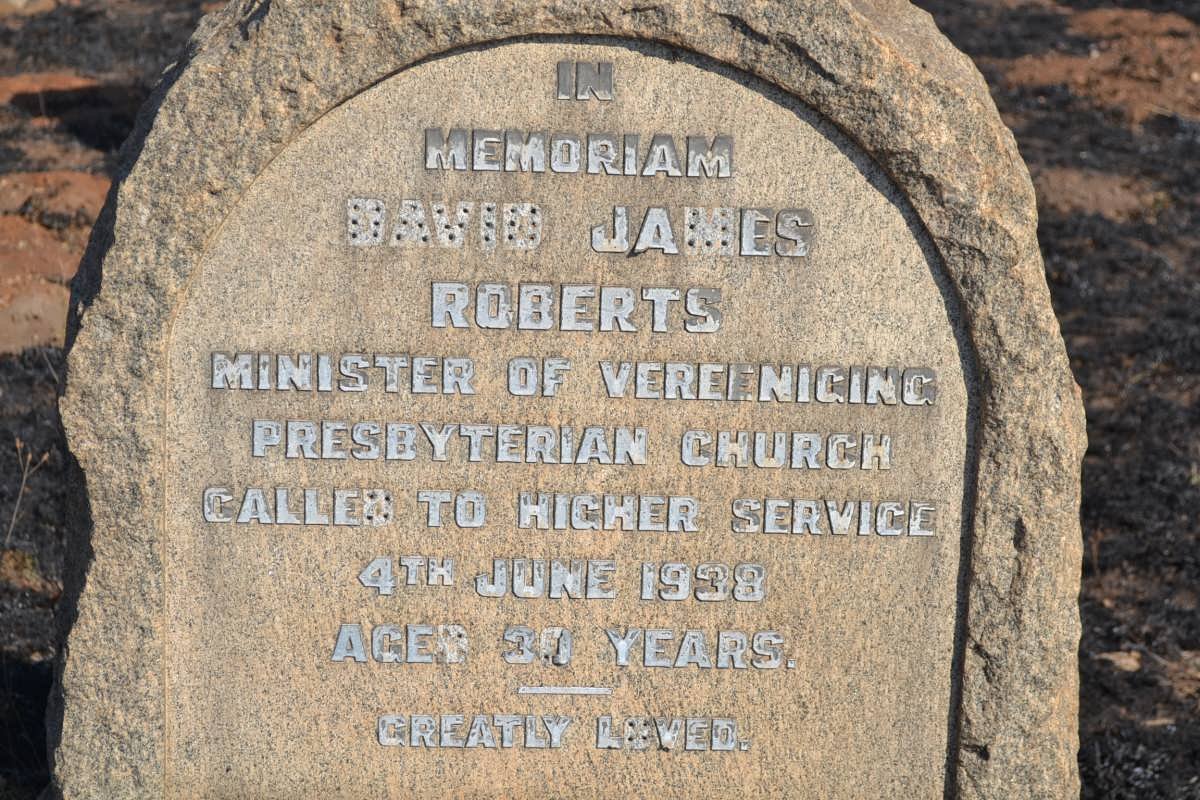 ROBERTS David James -1938